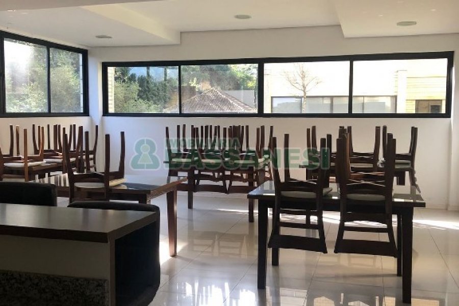 Apartamento com 62m², 2 dormitórios, no bairro Universitário em Caxias do Sul para Alugar