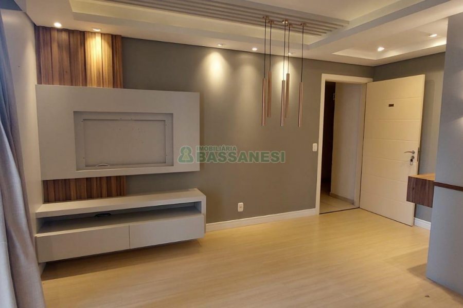 Apartamento com 62m², 2 dormitórios, no bairro Universitário em Caxias do Sul para Alugar