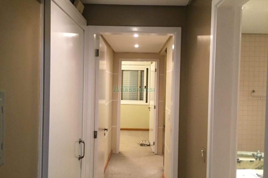 Apartamento com 116m², 3 dormitórios, 2 vagas, no bairro Centro em Caxias do Sul para Comprar