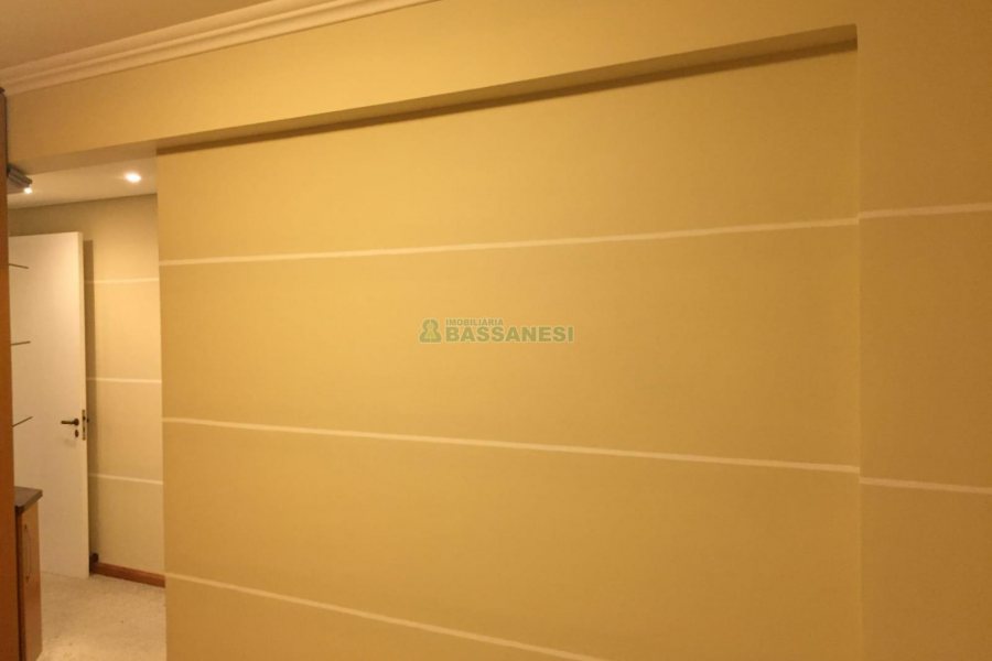 Apartamento com 116m², 3 dormitórios, 2 vagas, no bairro Centro em Caxias do Sul para Comprar