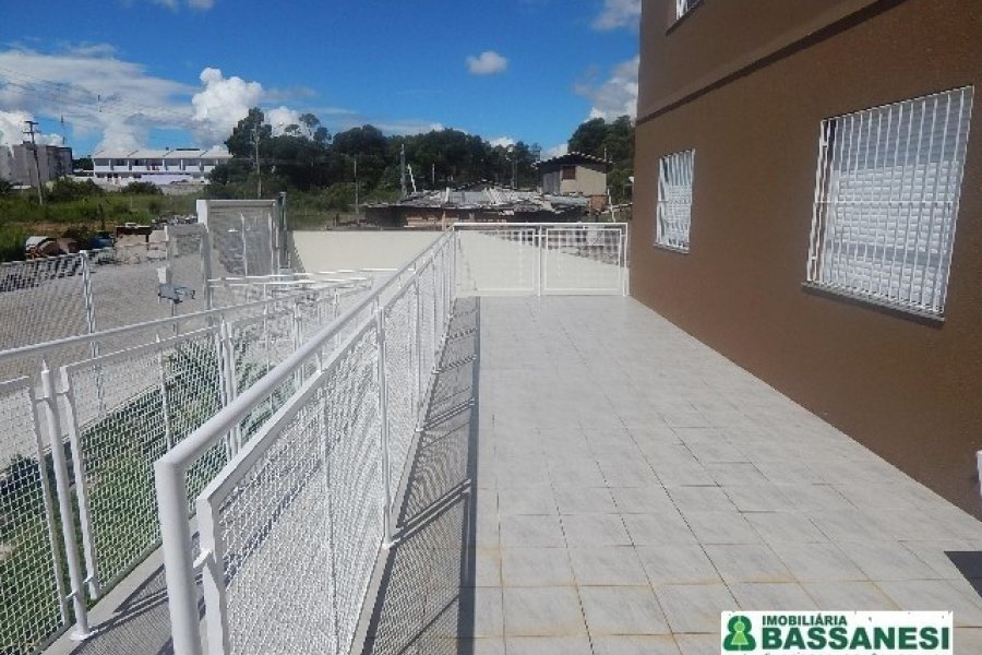 Apartamento com 56m², 2 dormitórios, 1 vaga, no bairro Morada dos Alpes em Caxias do Sul para Alugar ou Comprar