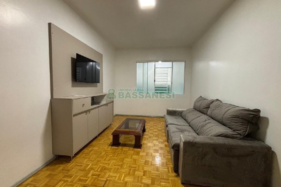 Apto Mobiliado com 107m², 3 dormitórios, 1 vaga, no bairro São Pelegrino em Caxias do Sul para Alugar