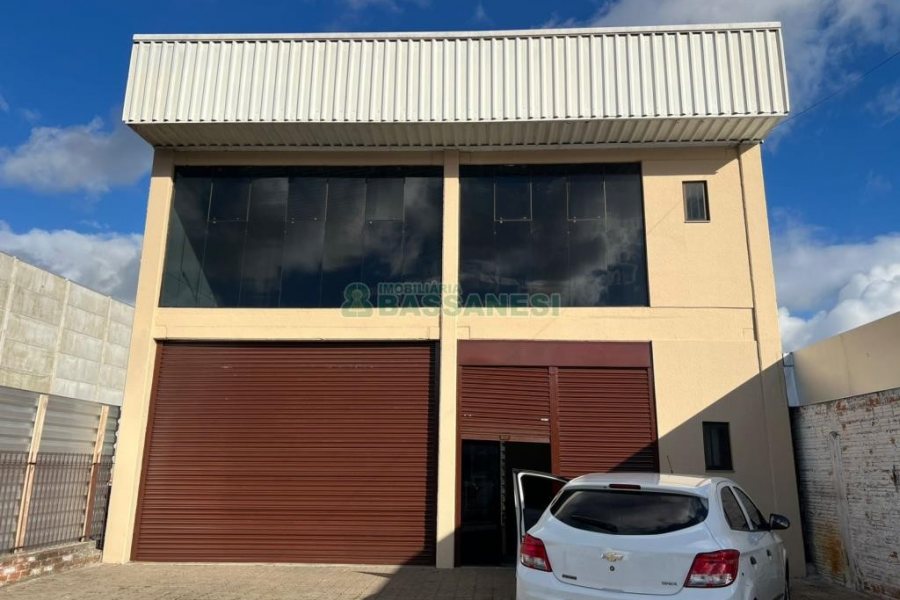 Pavilhão com 250m², no bairro Santa Catarina em Caxias do Sul para Alugar
