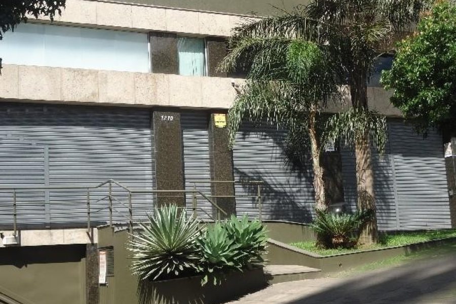 Loja com 234m², 3 vagas, no bairro Madureira em Caxias do Sul para Alugar
