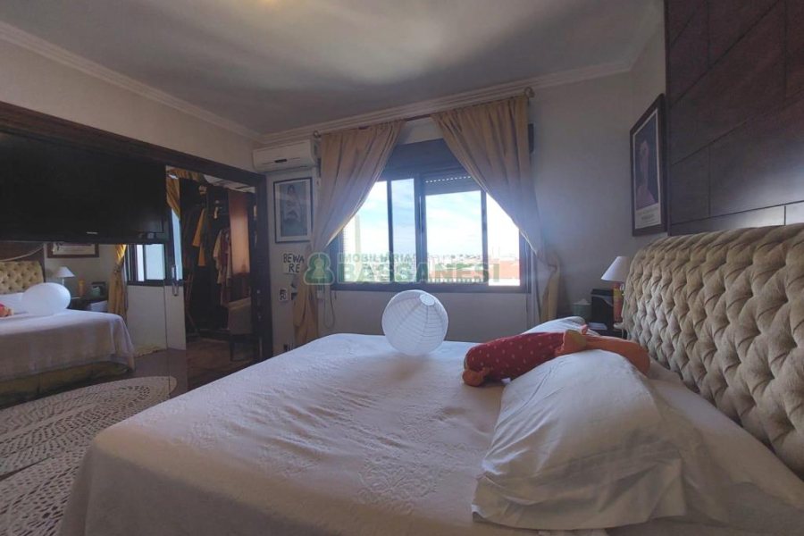 Apartamento com 221m², 3 dormitórios, 2 vagas, no bairro Centro em Caxias do Sul para Alugar ou Comprar