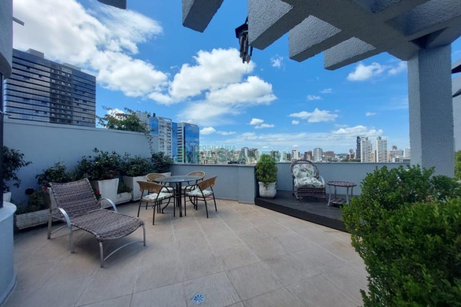 Apartamento com 221m², 3 dormitórios, 2 vagas, no bairro Centro em Caxias do Sul para Alugar ou Comprar