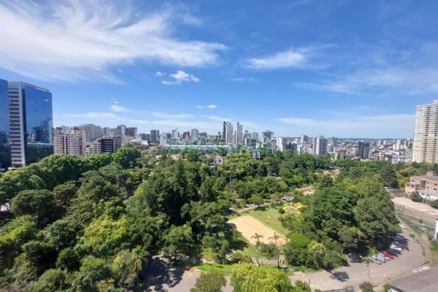 Apartamento com 221m², 3 dormitórios, 2 vagas, no bairro Centro em Caxias do Sul para Alugar ou Comprar