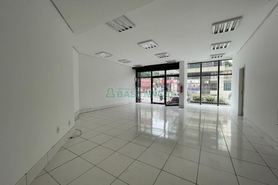 Loja com 124m², no bairro Centro em Caxias do Sul para Alugar
