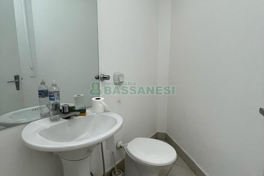 Loja com 124m², no bairro Centro em Caxias do Sul para Alugar