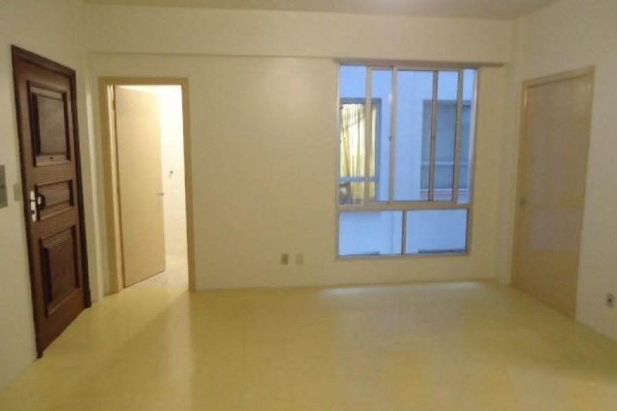 Sala com 30m², no bairro Centro em Caxias do Sul para Alugar