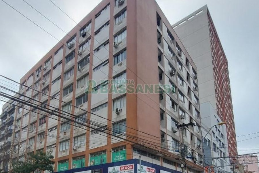 Sala com 30m², no bairro Centro em Caxias do Sul para Alugar
