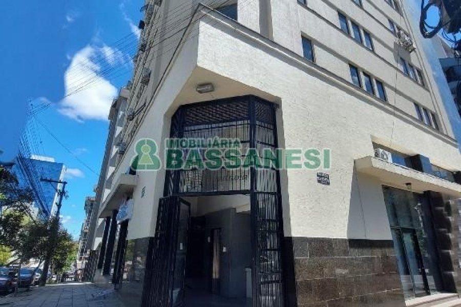 Sala com 73m², 1 vaga, no bairro Centro em Caxias do Sul para Comprar