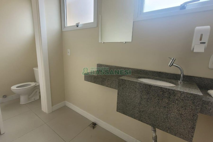 Predio com 254m², no bairro Centro em Caxias do Sul para Alugar