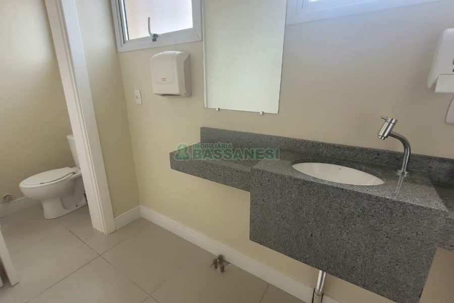 Predio com 254m², no bairro Centro em Caxias do Sul para Alugar