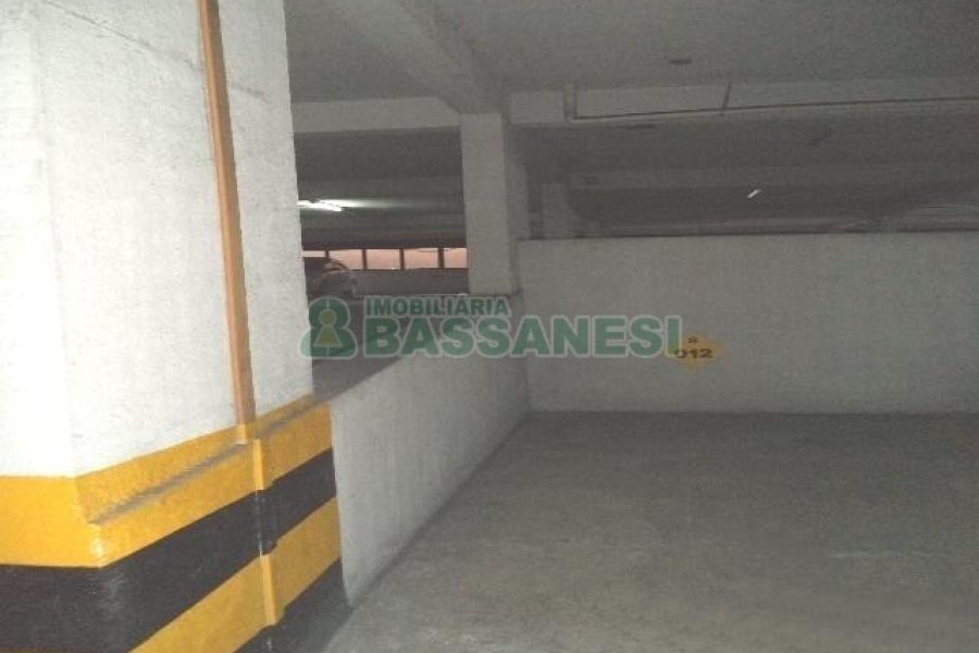 Box com 15m², no bairro Centro em Caxias do Sul para Alugar