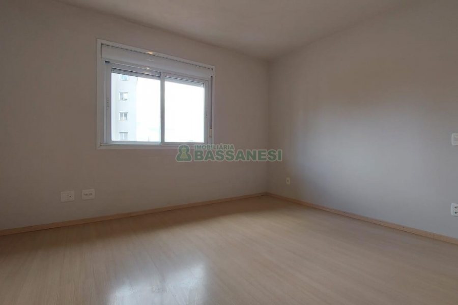 Apartamento com 60m², 1 dormitório, 1 vaga, no bairro Lourdes em Caxias do Sul para Alugar