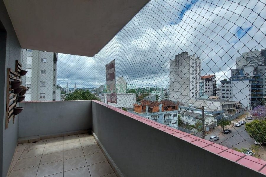 Apartamento com 60m², 1 dormitório, 1 vaga, no bairro Lourdes em Caxias do Sul para Alugar