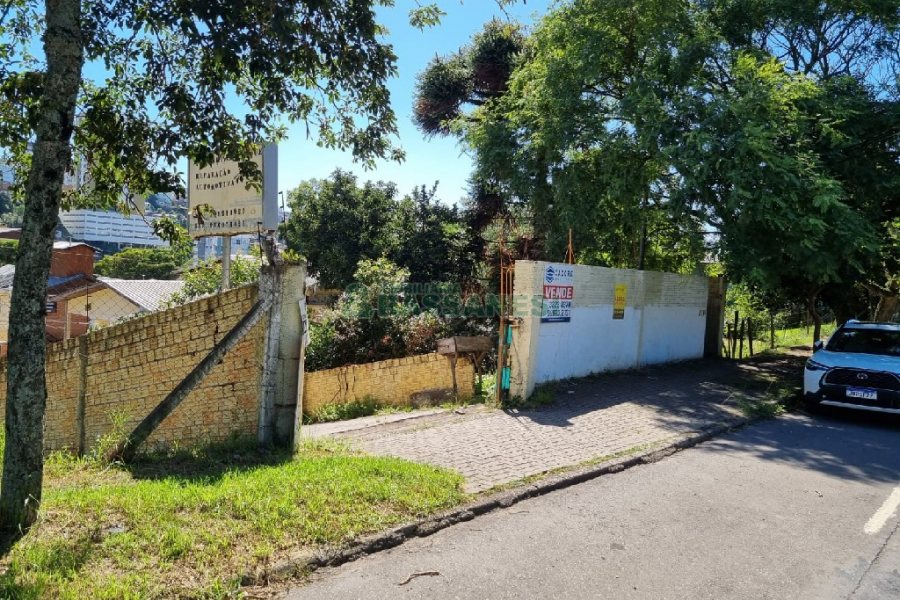 Predio com 500m², no bairro São Leopoldo em Caxias do Sul para Comprar