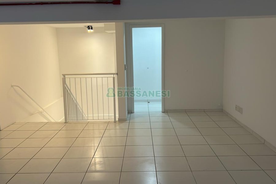 Loja com 300m², no bairro Centro em Caxias do Sul para Alugar