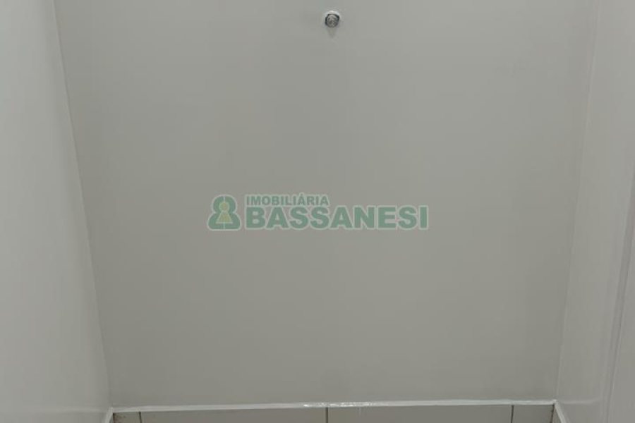 Loja com 300m², no bairro Centro em Caxias do Sul para Alugar