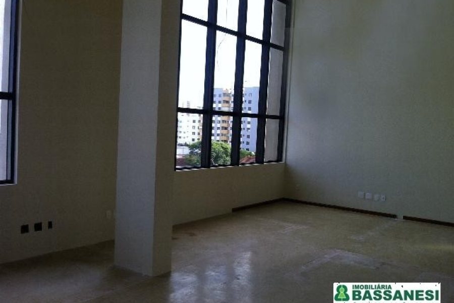 Sala com 70m², 1 vaga, no bairro Centro em Caxias do Sul para Alugar