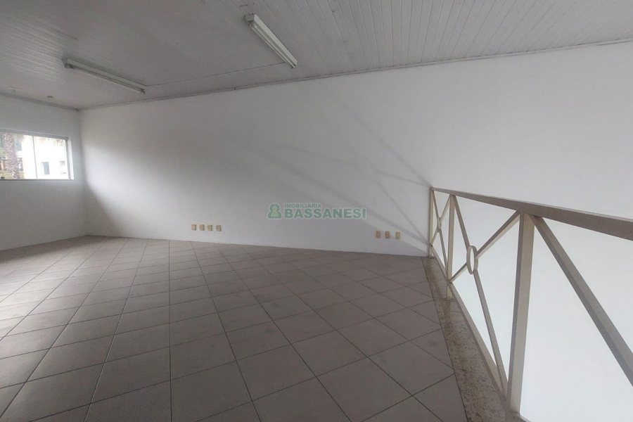 Loja com 105m², no bairro Lourdes em Caxias do Sul para Alugar
