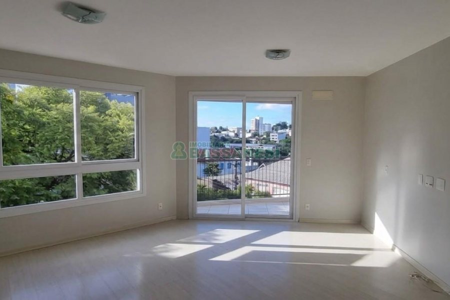 Apartamento com 110m², 3 dormitórios, 2 vagas, no bairro Lourdes em Caxias do Sul para Alugar ou Comprar