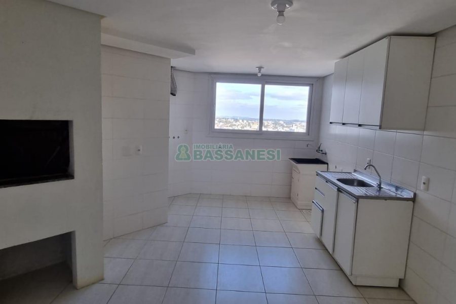 Apartamento com 110m², 3 dormitórios, 2 vagas, no bairro Lourdes em Caxias do Sul para Alugar ou Comprar