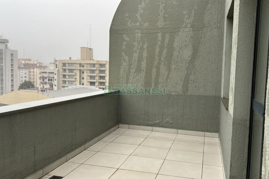 Predio com 1200m², 9 vagas, no bairro Centro em Caxias do Sul para Alugar