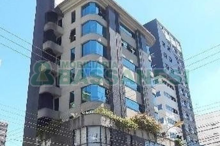 Sala com 110m², no bairro Centro em Caxias do Sul para Alugar