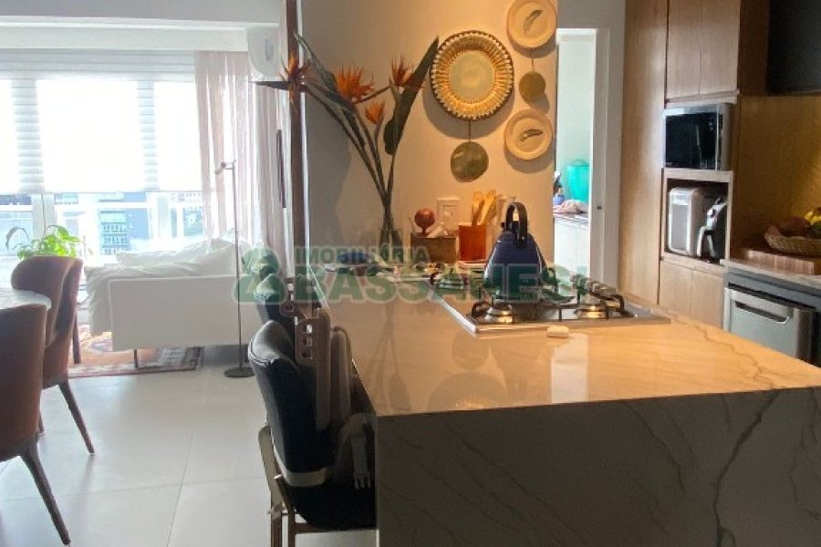 Apartamento com 117m², 3 dormitórios, 2 vagas, no bairro Centro em Caxias do Sul para Comprar