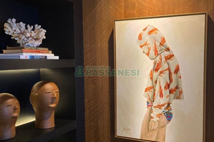 Apartamento com 117m², 3 dormitórios, 2 vagas, no bairro Centro em Caxias do Sul para Comprar