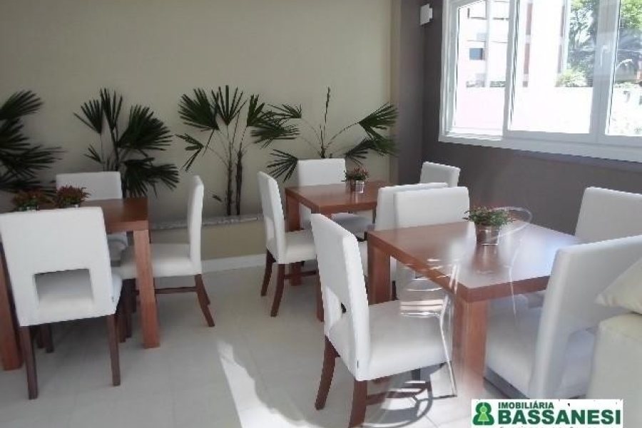 Apartamento com 117m², 3 dormitórios, 2 vagas, no bairro Centro em Caxias do Sul para Comprar