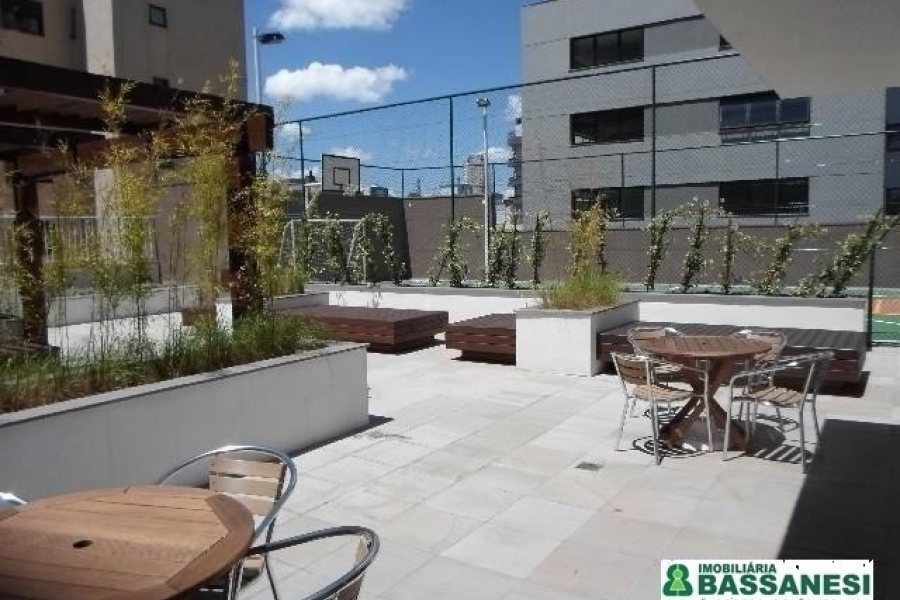 Apartamento com 117m², 3 dormitórios, 2 vagas, no bairro Centro em Caxias do Sul para Comprar