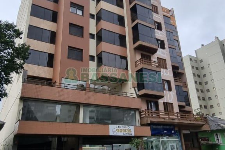 Apartamento com 85m², 2 dormitórios, 1 vaga, no bairro Centro em Caxias do Sul para Comprar