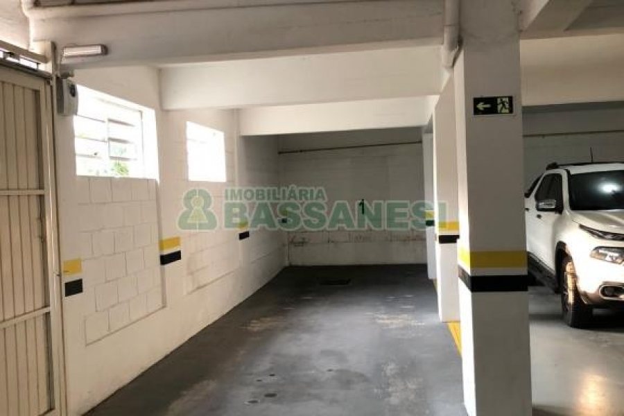 Apartamento com 70m², 2 dormitórios, 2 vagas, no bairro Interlagos em Caxias do Sul para Alugar