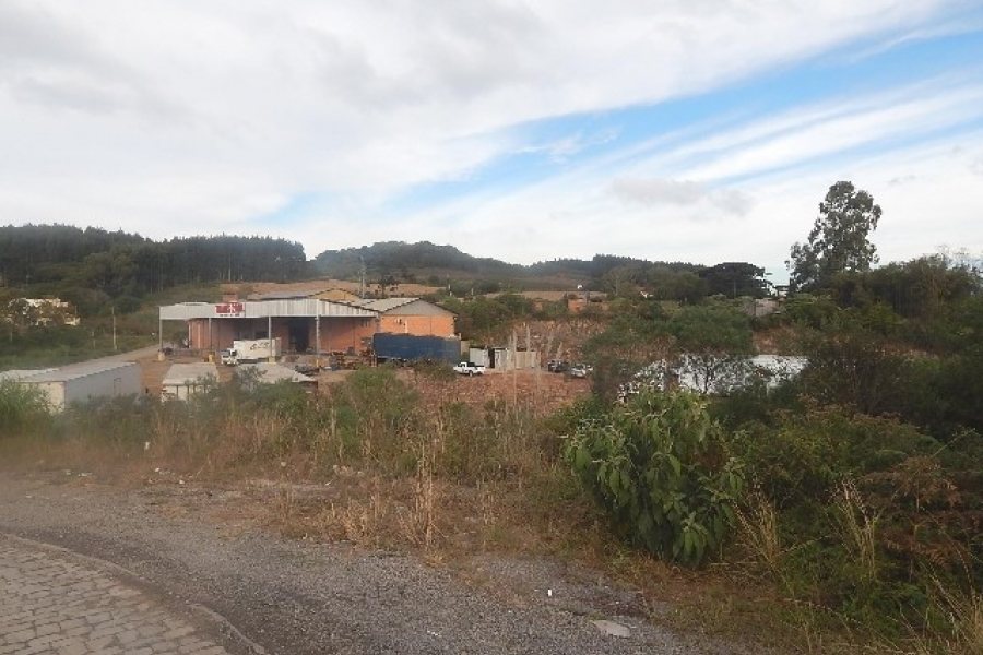 Terreno com 30800m², no bairro Linha Julieta em Farroupilha para Alugar