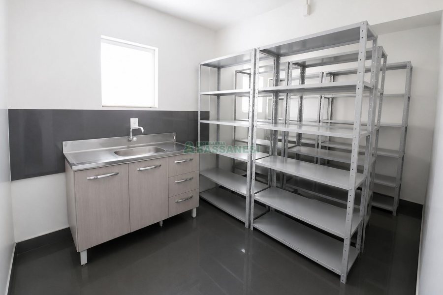 Loja com 410m², no bairro Floresta em Caxias do Sul para Alugar