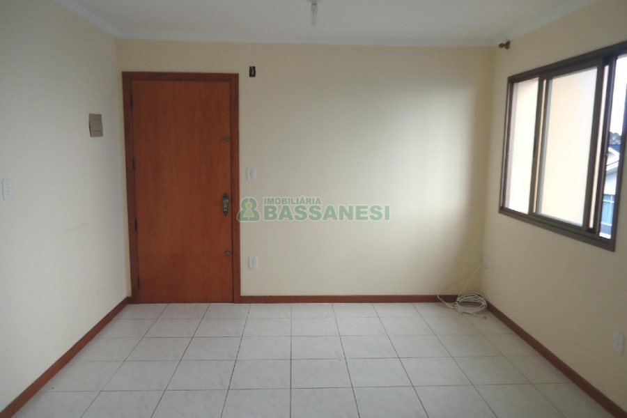 Apartamento com 60m², 2 dormitórios, 1 vaga, no bairro Petrópolis em Caxias do Sul para Alugar