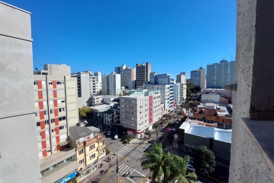 Sala Mobiliada com 38m², no bairro Centro em Caxias do Sul para Alugar