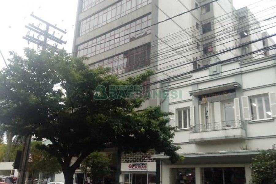 Sala Mobiliada com 38m², no bairro Centro em Caxias do Sul para Alugar