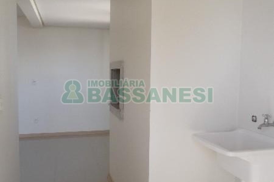 Apartamento com 93m², 2 dormitórios, 2 vagas, no bairro Villagio Iguatemi em Caxias do Sul para Alugar