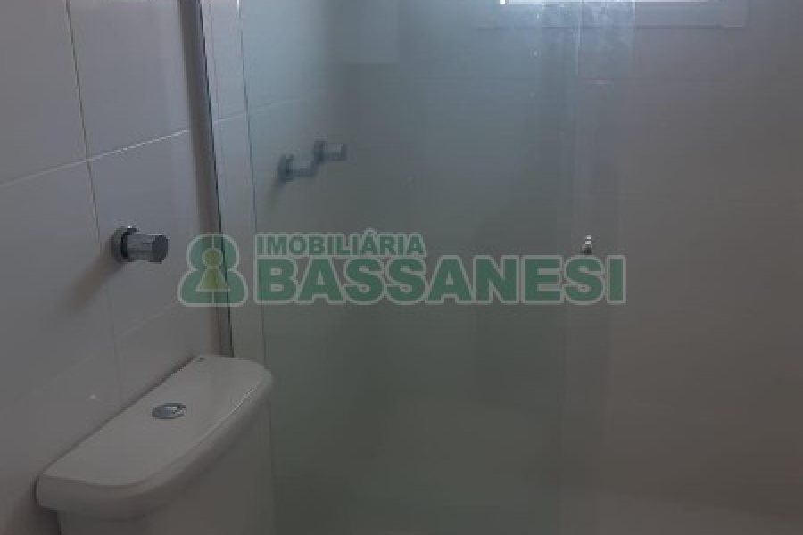 Apartamento com 37m², 1 dormitório, 1 vaga, no bairro Petrópolis em Caxias do Sul para Alugar