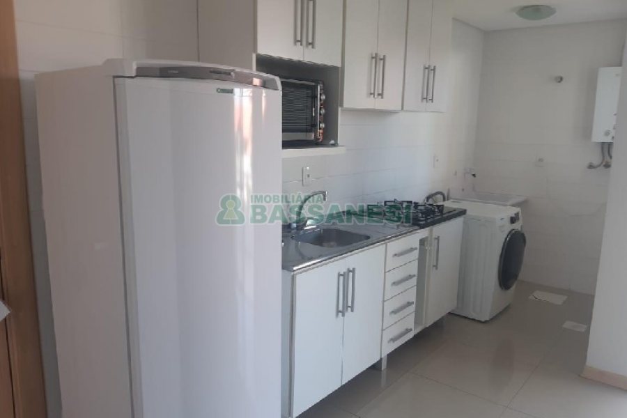 Apartamento com 37m², 1 dormitório, 1 vaga, no bairro Petrópolis em Caxias do Sul para Alugar