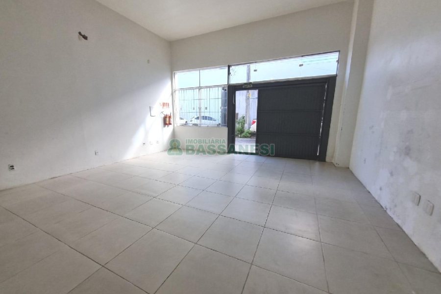 Loja com 154m², no bairro Cruzeiro em Caxias do Sul para Alugar
