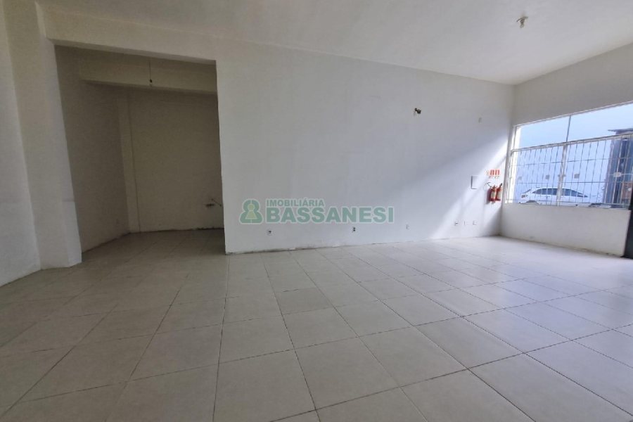 Loja com 154m², no bairro Cruzeiro em Caxias do Sul para Alugar