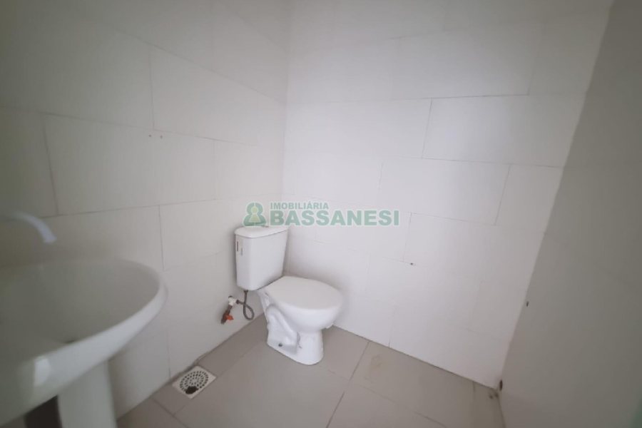 Loja com 154m², no bairro Cruzeiro em Caxias do Sul para Alugar