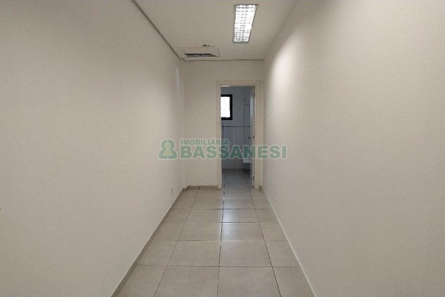 Sala com 207m², no bairro Floresta em Caxias do Sul para Alugar