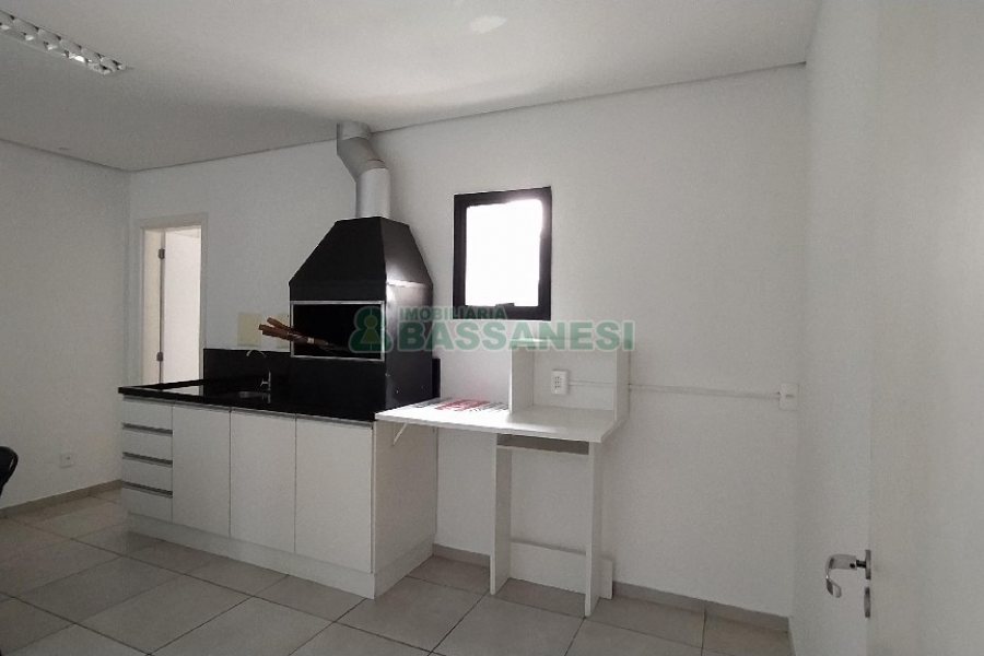 Sala com 207m², no bairro Floresta em Caxias do Sul para Alugar