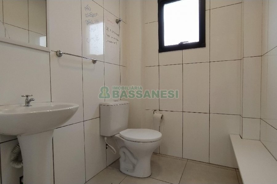 Sala com 207m², no bairro Floresta em Caxias do Sul para Alugar